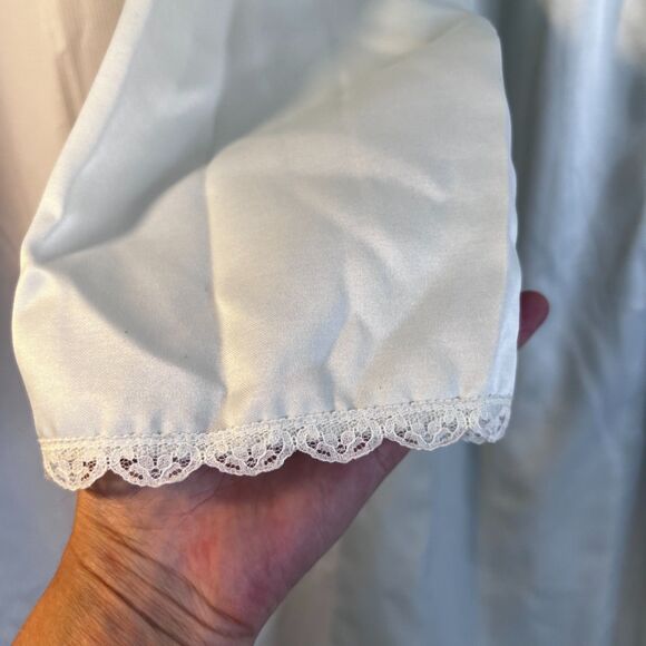 Miss Elaine Classics Vintage Nightgown Satiny Lace Detail Bodice Long Sz Medium - Picture 5 of 9